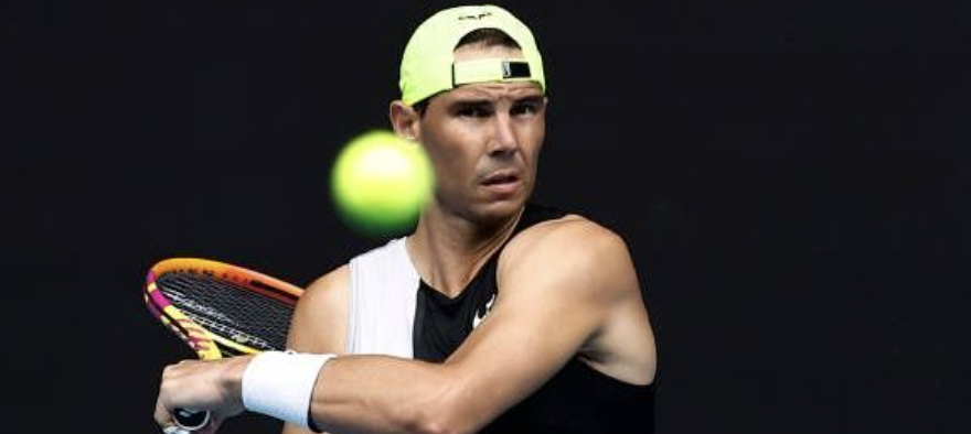 Tennis star criticizes Australian open ball