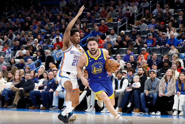 Golden State Warriors Klay Thompson made a historic night against the Oklahoma City Thunder